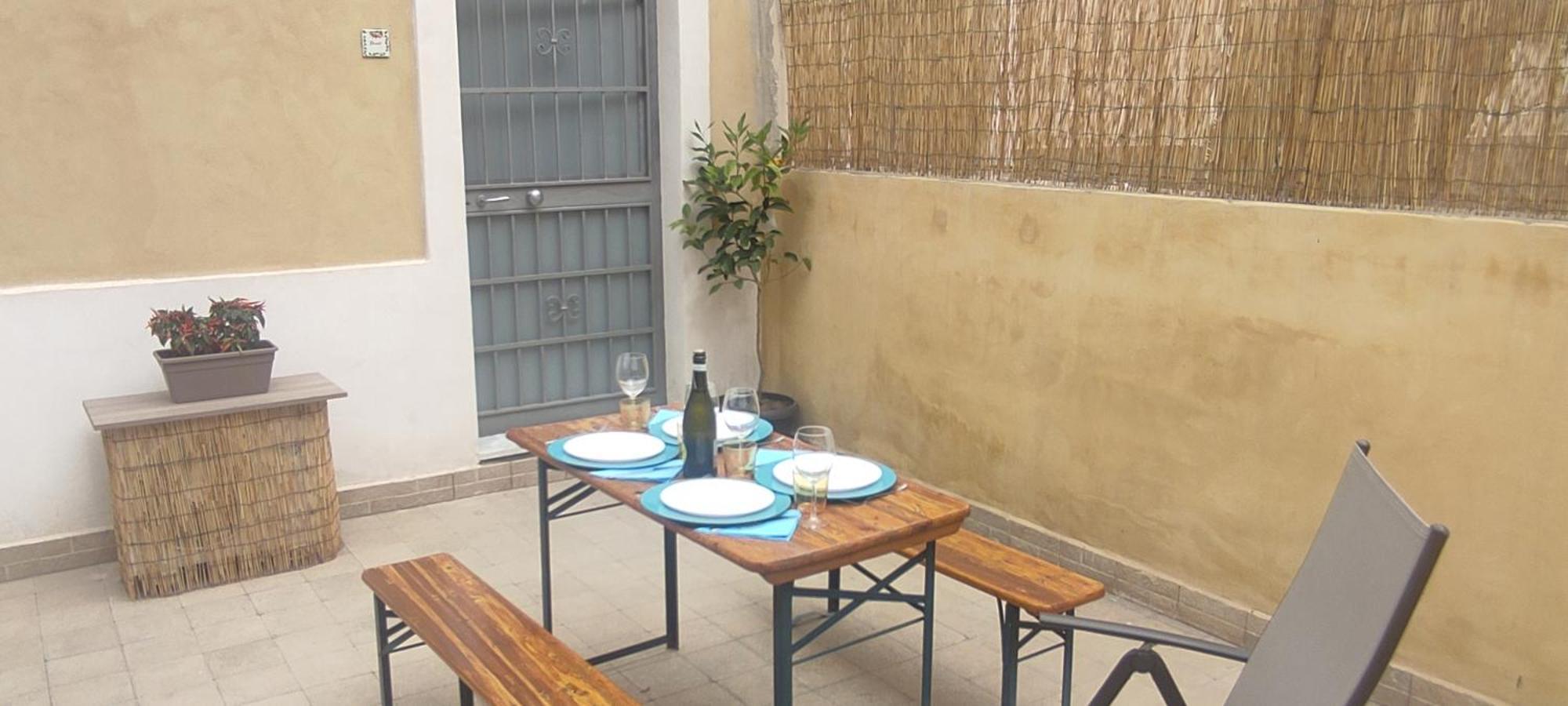 Team019 Casa Giusi Terrace & Sicilian Charm Apartment Catania Bagian luar foto