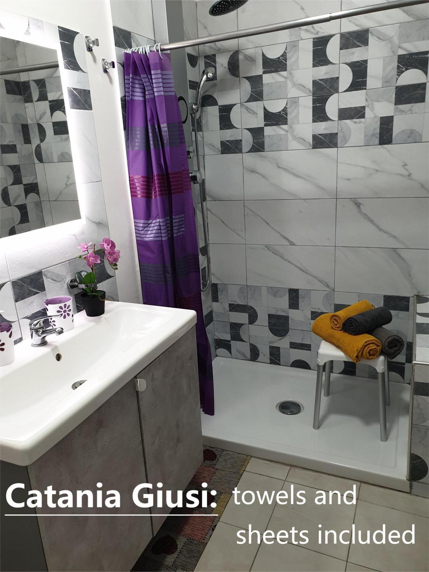 Team019 Casa Giusi Terrace & Sicilian Charm Apartment Catania Bagian luar foto